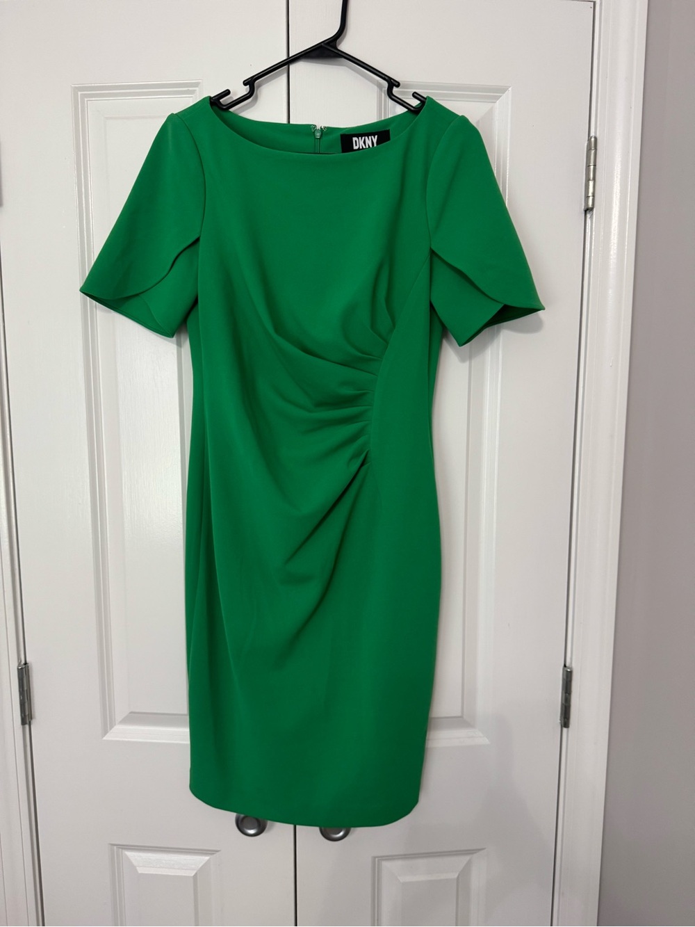 DKNY Kelly Green Ruched Sheath Midi Dress
